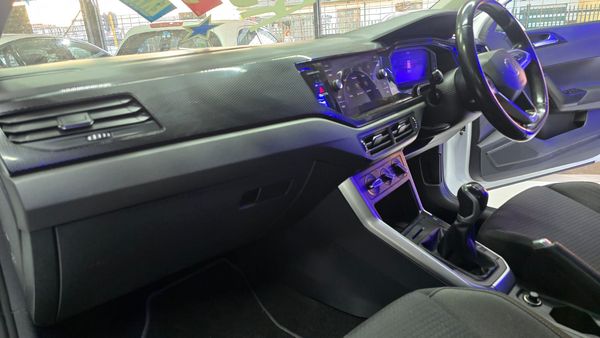 2022-Volkswagen-Polo-10-TSI-Life image:9
