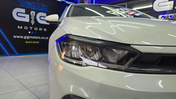 2022-Volkswagen-Polo-10-TSI-Life image:17