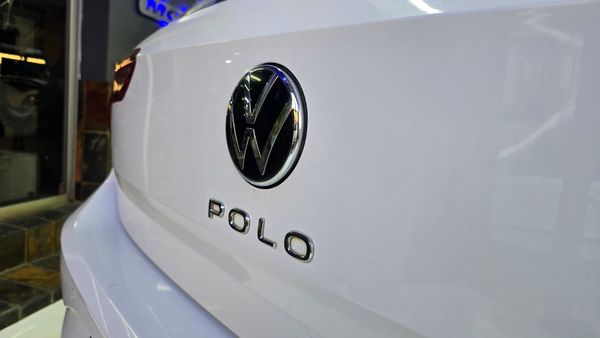 2022-Volkswagen-Polo-10-TSI-Life image:19