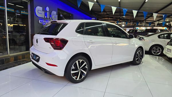 2022-Volkswagen-Polo-10-TSI-Life image:20