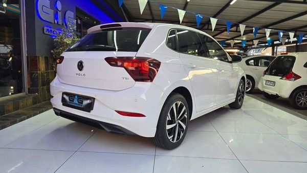 2022-Volkswagen-Polo-10-TSI-Life image:4