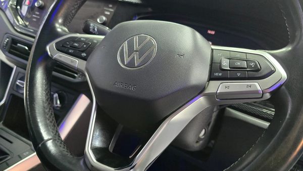 2022-Volkswagen-Polo-10-TSI-Life image:8