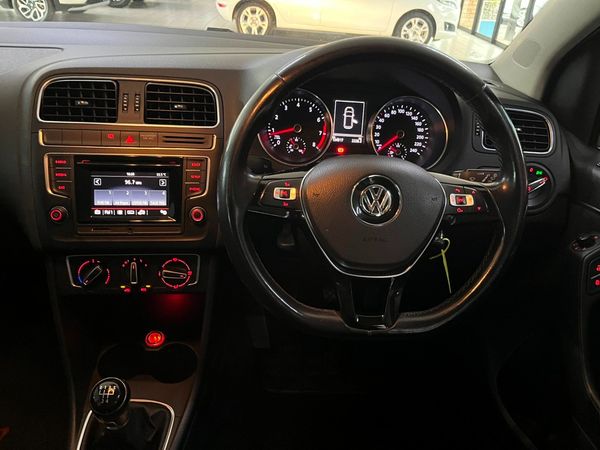 2015-Volkswagen-Polo-GP-12-TSI-Comfortline-66kW image:7