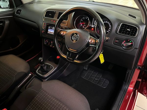2015-Volkswagen-Polo-GP-12-TSI-Comfortline-66kW image:8
