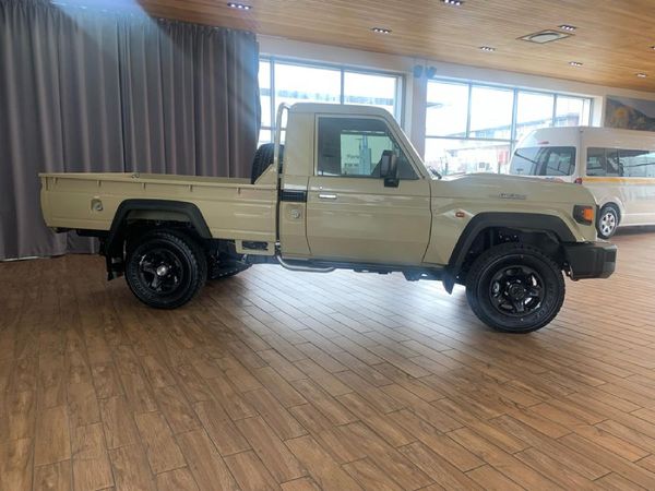 2026-Toyota-Land-Cruiser-79-28GD-6-Single-Cab image:9