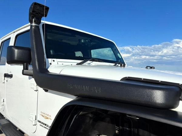 2013-Jeep-Wrangler-Unlimited-28-CRD-Sahara-Auto image:19