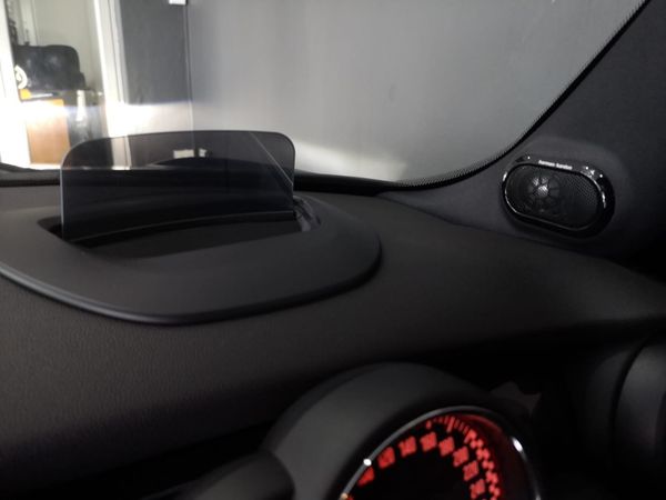 2019-MINI-Hatch-JCW-Auto image:12