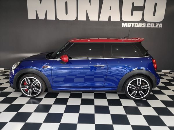 2019-MINI-Hatch-JCW-Auto image:5