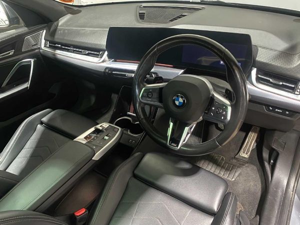 2025-BMW-X2-sDrive-18i-M-Sport image:10