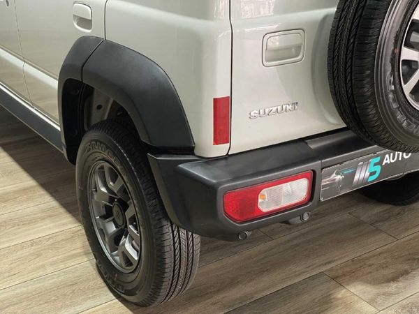 2024-Suzuki-Jimny-15-GLX-AllGrip-5-Door-Auto image:19