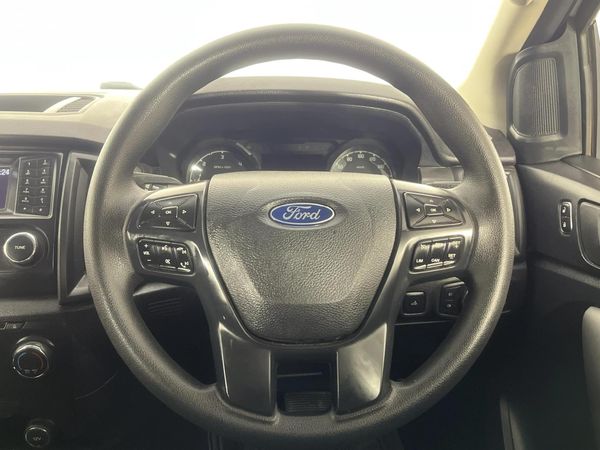 2020-Ford-Ranger-22-TDCi-XLS-4x4-Auto-Double-Cab image:12