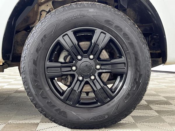 2020-Ford-Ranger-22-TDCi-XLS-4x4-Auto-Double-Cab image:5