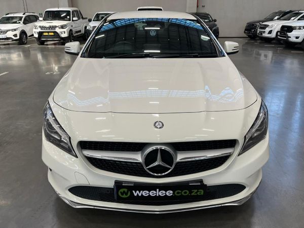 2016-Mercedes-Benz-CLA-220d-Urban-Auto image:7