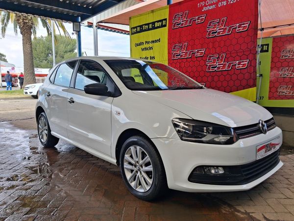 2019-Volkswagen-Polo-Vivo-14-Trendline-5-dr image:3