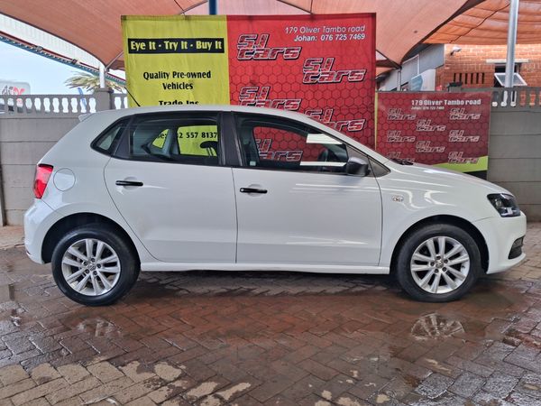 2019-Volkswagen-Polo-Vivo-14-Trendline-5-dr image:4