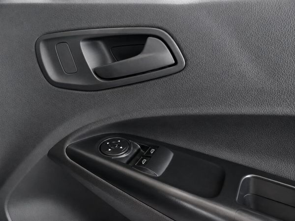 2017-Ford-Transit-Connect-15-TDCi-Ambiente-LWB-Panel-Van image:10