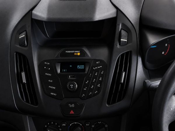 2017-Ford-Transit-Connect-15-TDCi-Ambiente-LWB-Panel-Van image:7