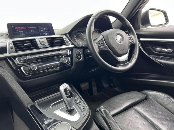 2019-BMW-3-Series-320i-Sport-Line image:6