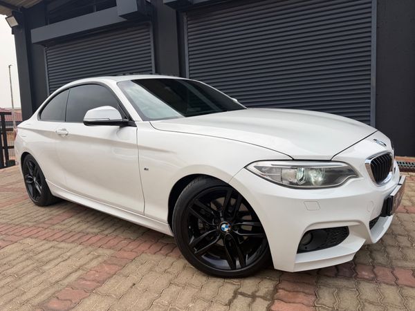2016-BMW-2-Series-220d-Coupe-M-Sport-Auto image:5