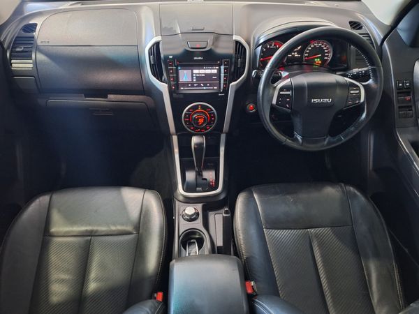 2018-Isuzu-KB-300-D-Teq-LX-Auto-4x4-Double-Cab image:17