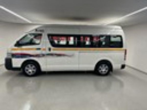 2026-Toyota-Quantum-25-D-4D-Sesfikile-16-seat image:5
