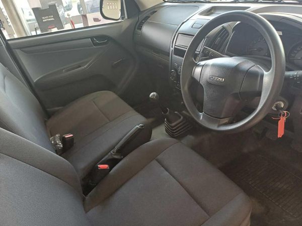 2026-Isuzu-D-Max-250-HO-Fleetside-Safety-Single-Cab image:7