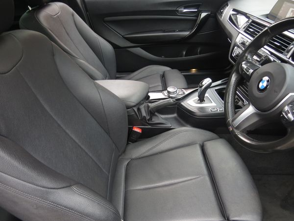 2019-BMW-2-Series-220i-Coupe-Sport-Line-Shadow-Edition image:11