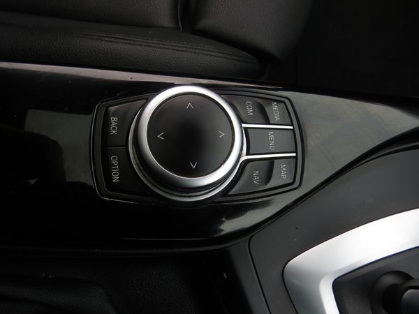 2019-BMW-2-Series-220i-Coupe-Sport-Line-Shadow-Edition image:16