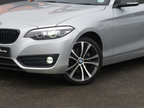 2019-BMW-2-Series-220i-Coupe-Sport-Line-Shadow-Edition image:2