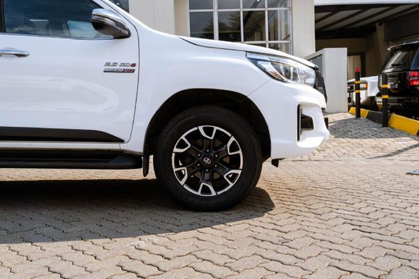2020-Toyota-Hilux-28-GD-6-Raised-Body-Raider-Double-Cab image:17