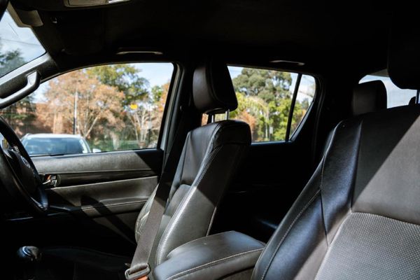 2020-Toyota-Hilux-28-GD-6-Raised-Body-Raider-Double-Cab image:7