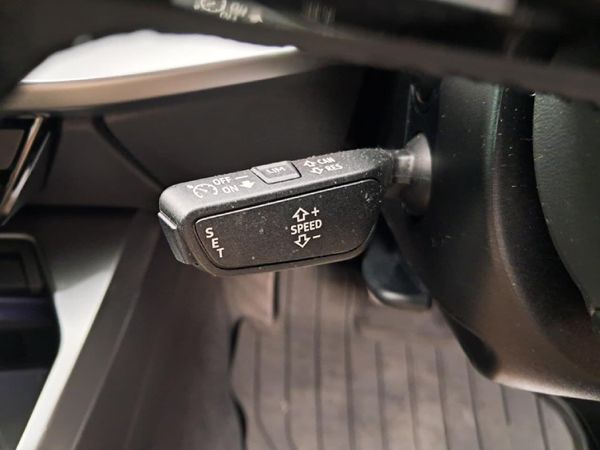 2022-Audi-A3-Sportback-14-TFSI-Auto-Advanced-35-TFSI image:27