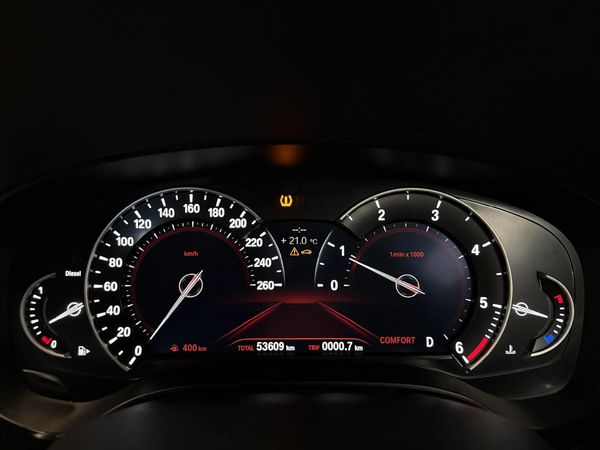 2018-BMW-5-Series-520d-M-Sport image:2