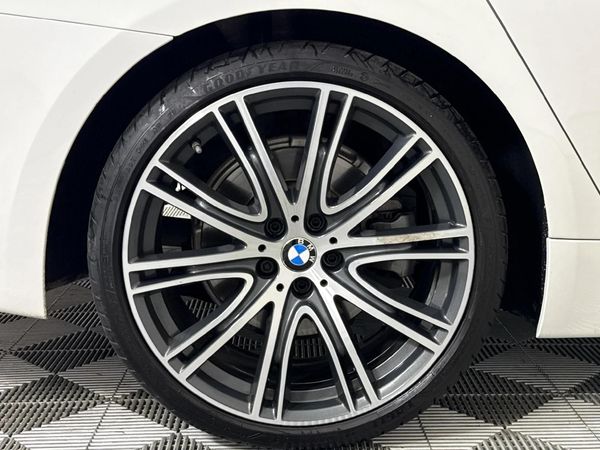 2018-BMW-5-Series-520d-M-Sport image:7