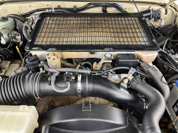 2016-Toyota-Land-Cruiser-79-45-D-Single-Cab image:9