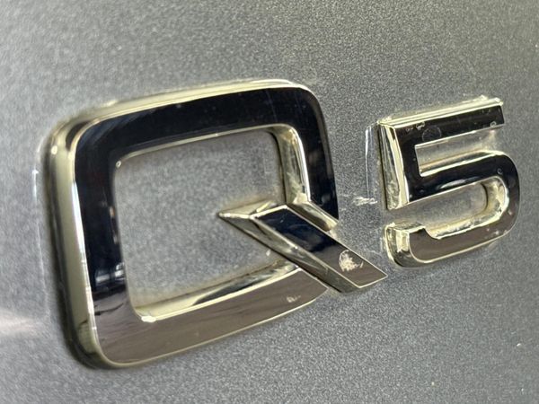 2016-Audi-Q5-20-TFSI-quattro-SE-Auto image:11