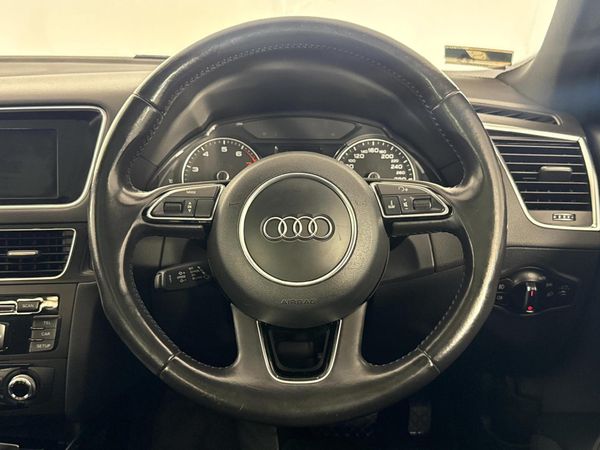 2016-Audi-Q5-20-TFSI-quattro-SE-Auto image:12