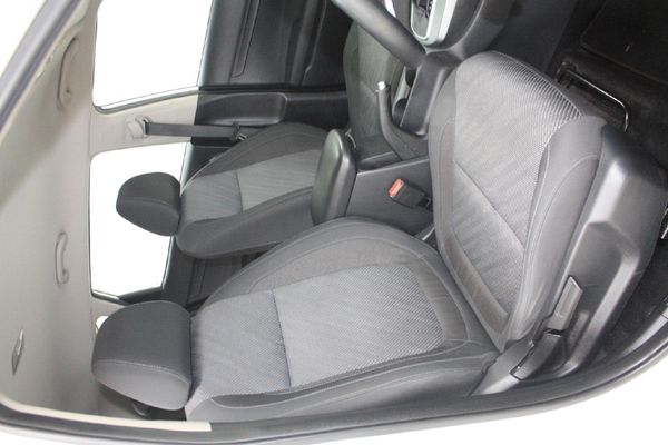 2022-Kia-Seltos-15D-EX-Auto image:17
