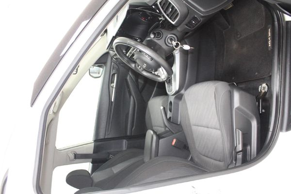 2022-Kia-Seltos-15D-EX-Auto image:8
