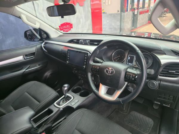 2025-Toyota-Hilux-28-GD-6-Raised-Body-Raider-Auto-Double-Cab image:9
