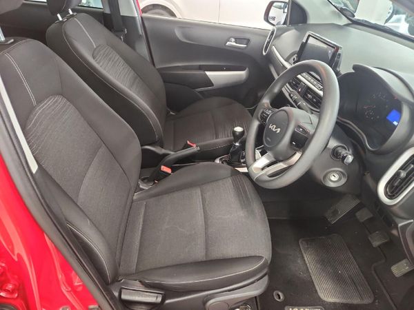 2022-Kia-Picanto-10-Street image:10