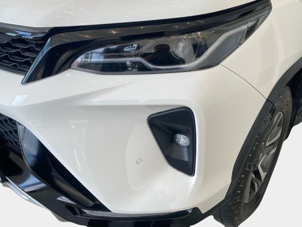 2025-Toyota-Fortuner-24-GD-6-4x4-Auto image:17