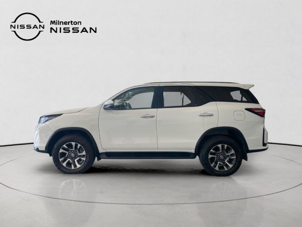 2025-Toyota-Fortuner-24-GD-6-4x4-Auto image:5