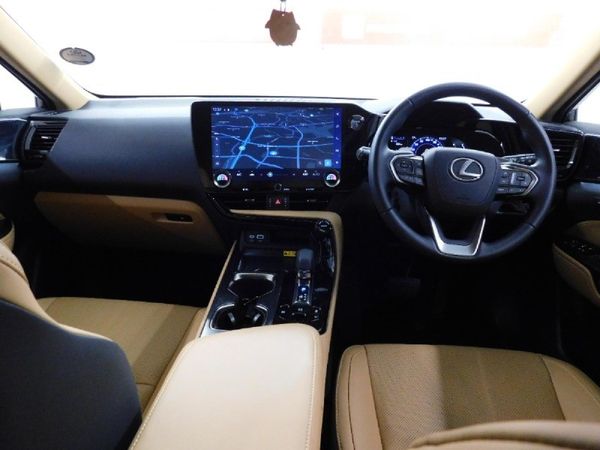2026-Lexus-NX-350h-EX image:9