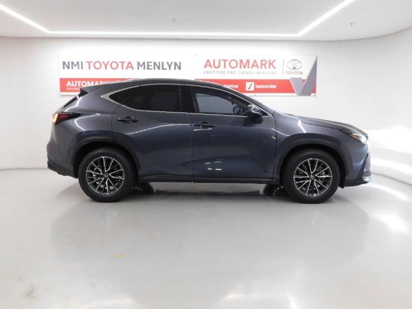 2026-Lexus-NX-350h-EX image:4