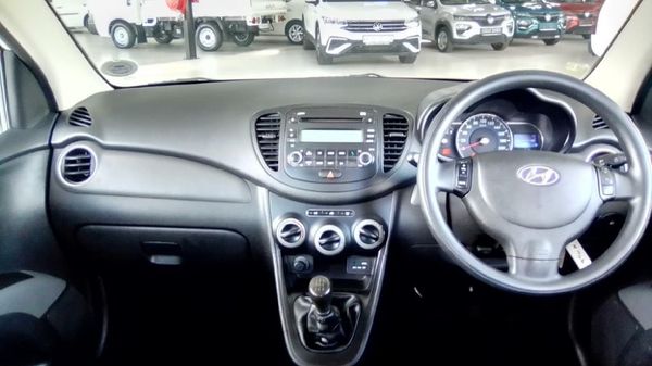 2018-Hyundai-i10-11-GLS-Motion image:10