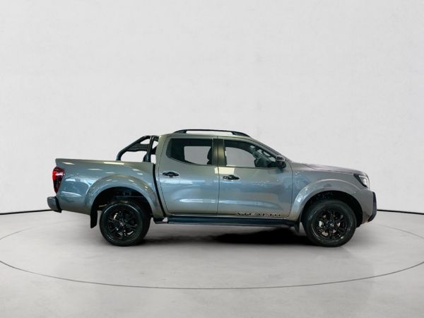 2026-Nissan-Navara-25DDTi-Stealth-4x4-Auto image:2