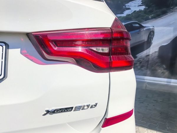 2021-BMW-X3-xDRIVE-20d-Mzansi-Edition-G01 image:9
