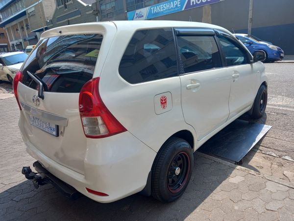 2014-Toyota-Avanza-15-SX image:5