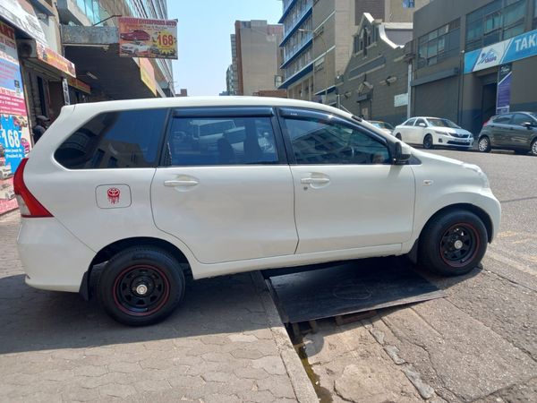 2014-Toyota-Avanza-15-SX image:6